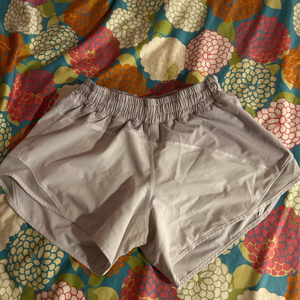 Lululemon color blocked shorts size 4 like new